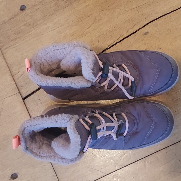 Sorel Girls Waterproof Plum Quilted Shearling Lined Toggle Winter Boot Size 4 - Picture 5 of 11